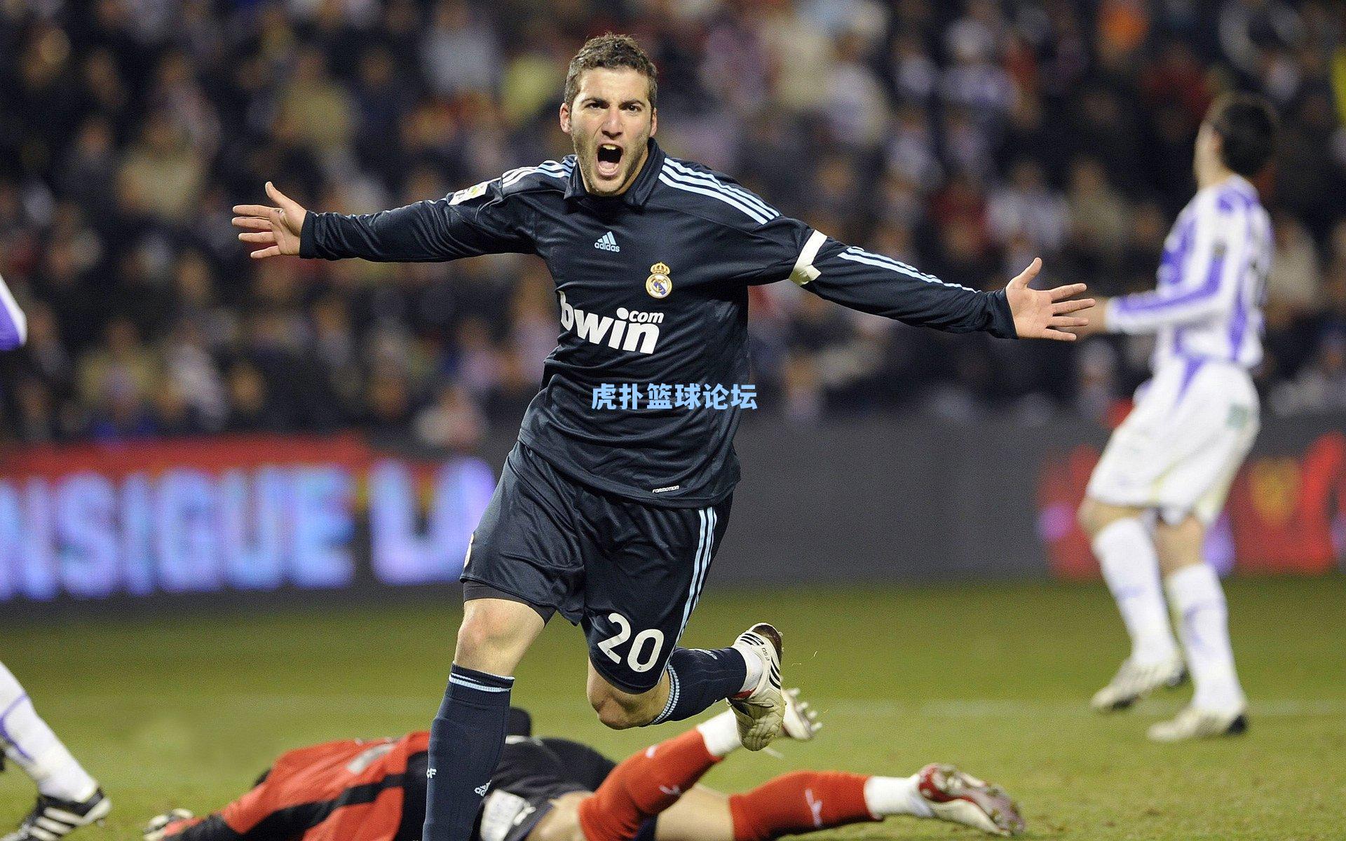 Peanut告别SKT引发转会地震，新队服悬念牵动全球电竞圈